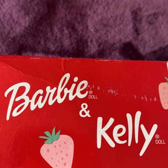 Barbie & Kelly Fun Treats 2001 - Picture 3 of 10